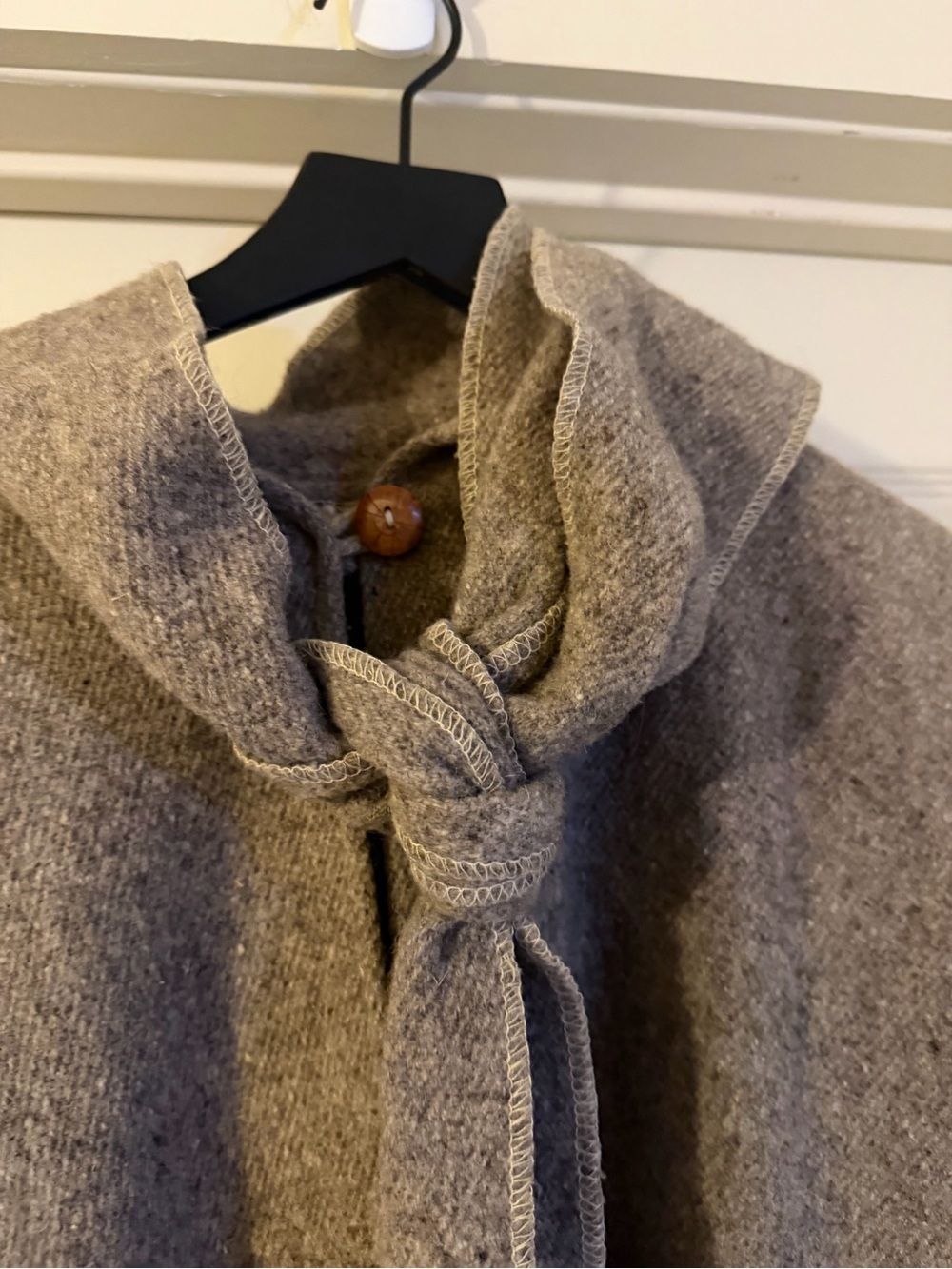 Womens Taupe Fringe Wool-Blend Cape with Scarf stunning universal style - Picture 4 of 5
